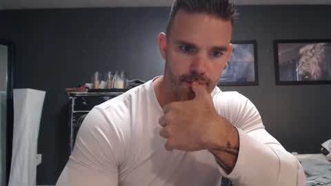 Snapshot of alexiarain chatting on 10.07.25 Alex online show from 10.07.25