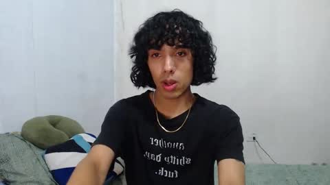 Snapshot of alexis21_ chatting on 11.24.25 Alexis online show from 11.24.25