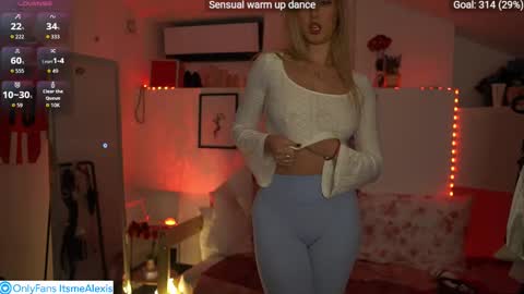 Snapshot of alexis___texas chatting on 11.04.25 Alexis Texas online show from 11.04.25