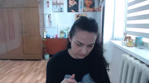 Snapshot of alexismillers chatting on 05.14.26 AlexisMillers online show from 05.14.26