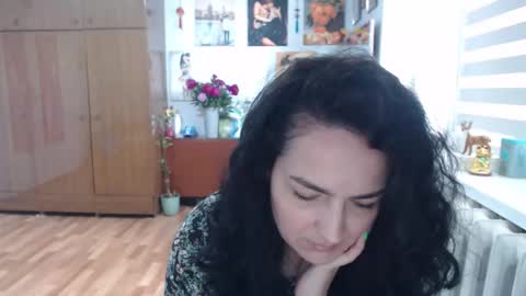 Snapshot of alexismillers chatting on 05.28.26 AlexisMillers online show from 05.28.26
