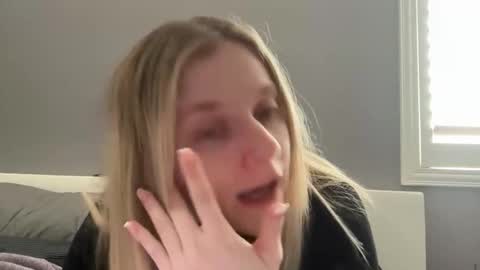 alexispaige06 online show from 01.08.26