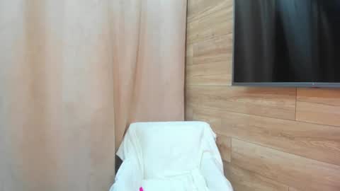 Snapshot of alexisweets chatting on 01.12.25 Sosweetcherry online show from 01.12.25