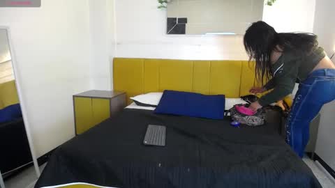 Alexitabrow online show from 02.06.25