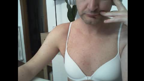 Alexia online show from 02.15.26