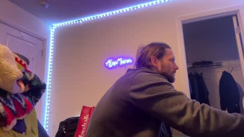 Snapshot of alexmanndickerson chatting on 01.20.25 Alex Mann online show from 01.20.25