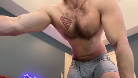 Snapshot of alexmanndickerson chatting on 02.01.25 Alex Mann online show from 02.01.25