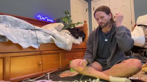 Snapshot of alexmanndickerson chatting on 02.07.25 Alex Mann online show from 02.07.25