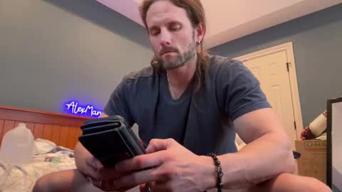 Snapshot of alexmanndickerson chatting on 02.23.25 Alex Mann online show from 02.23.25