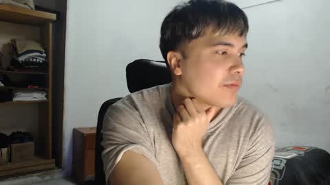Snapshot of alexriversx chatting on 05.03.26 Alexander online show from 05.03.26