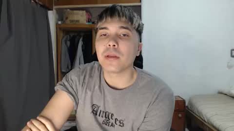 Snapshot of alexriversx chatting on 05.14.26 Alexander online show from 05.14.26