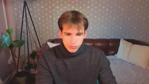 Dennis online show from 10.06.25