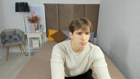 Dennis online show from 11.24.25