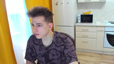 Dennis online show from 05.05.26