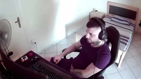 Snapshot of alexthepro00 chatting on 07.14.26 alexthepro00 online show from 07.14.26