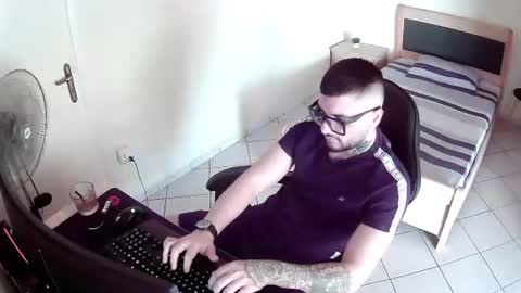 Snapshot of alexthepro00 chatting on 07.17.26 alexthepro00 online show from 07.17.26