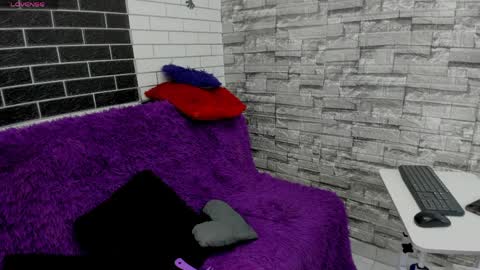 Alexxa Marquez online show from 04.07.26