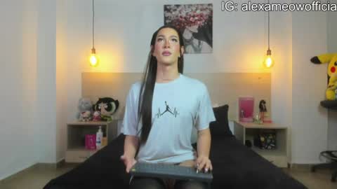 Snapshot of alexxa_meow chatting on 07.10.26 A L E X A online show from 07.10.26