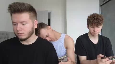 Snapshot of alexxx_d chatting on 06.26.26 AlexDimaIgor online show from 06.26.26