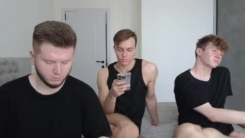 Snapshot of alexxx_d chatting on 07.22.26 AlexDimaIgor online show from 07.22.26