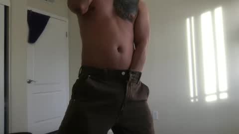 Snapshot of alexxxhotweed chatting on 01.05.25 alexxxhotweed online show from 01.05.25