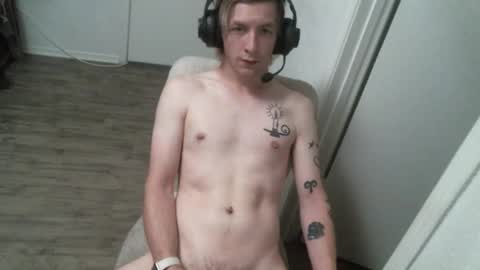 Snapshot of alexxxmic chatting on 10.15.25 Alexxxmic online show from 10.15.25