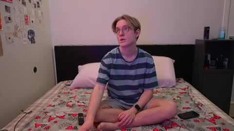 Snapshot of alexycutie chatting on 02.14.26 Alexycutie online show from 02.14.26