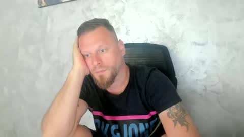 Snapshot of alexyno2020 chatting on 05.29.26 alexyno2022 ONLYFANS online show from 05.29.26