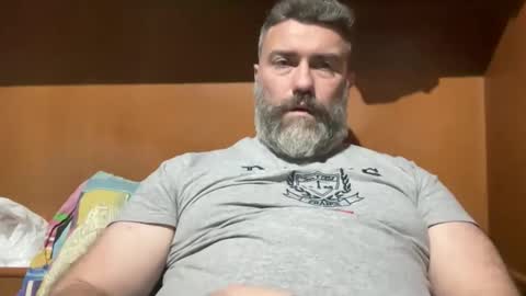 Snapshot of alfali chatting on 10.16.25 alfali online show from 10.16.25