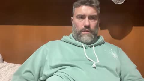 Snapshot of alfali chatting on 11.06.25 alfali online show from 11.06.25