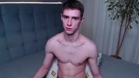 Snapshot of alfie_evanss chatting on 06.24.26 Alfie online show from 06.24.26