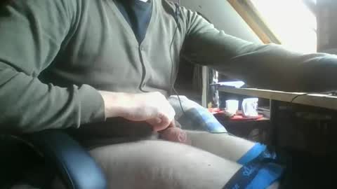 Snapshot of alfredosred123 chatting on 09.22.25 Alfredo Ginger huge cock online show from 09.22.25