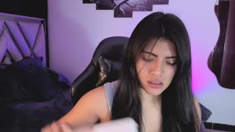 Carolina Join The Fan Club  online show from 07.31.26