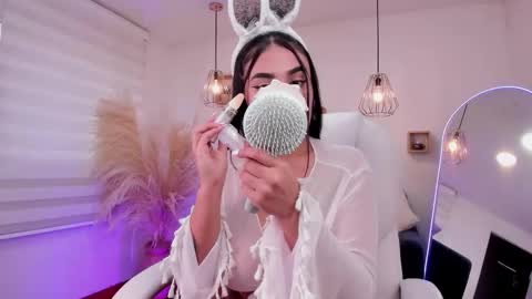 Snapshot of alheli_16 chatting on 11.01.25 Alheli online show from 11.01.25