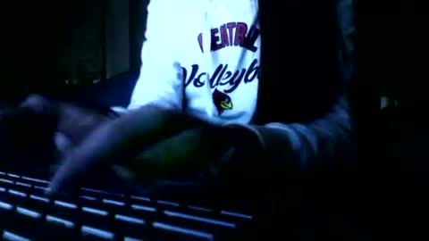 Snapshot of ali_tayler chatting on 12.16.25 ali_tayler online show from 12.16.25