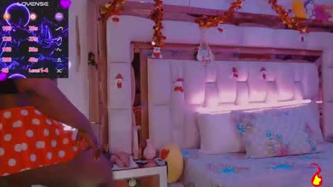 aliana_ross online show from 12.14.25