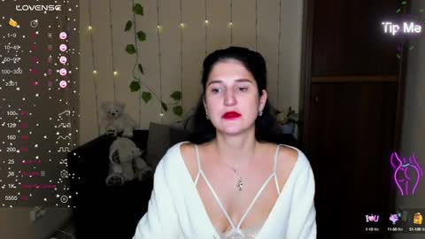 Alianna online show from 01.21.25