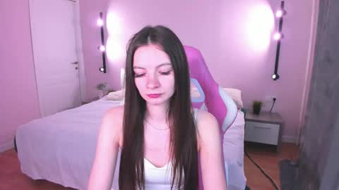 Snapshot of alic_black chatting on 10.07.25 alic_black online show from 10.07.25