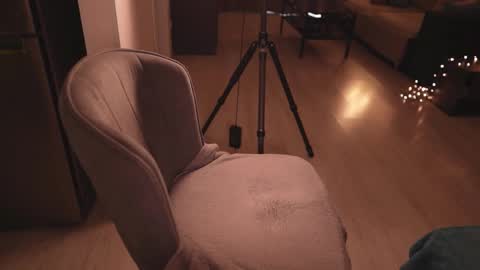 Snapshot of alica_moon_ chatting on 03.10.26 Ali online show from 03.10.26