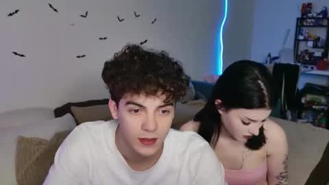 Snapshot of alice118james chatting on 10.29.25 alice and james online show from 10.29.25