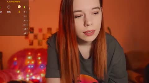 Snapshot of alice__madness chatting on 12.16.25 Alice online show from 12.16.25