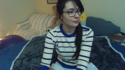 Snapshot of alice_asks chatting on 12.21.24 Alice Asks online show from 12.21.24