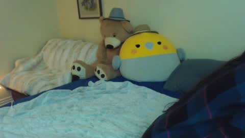 Snapshot of alice_asks chatting on 02.05.25 Alice Asks online show from 02.05.25