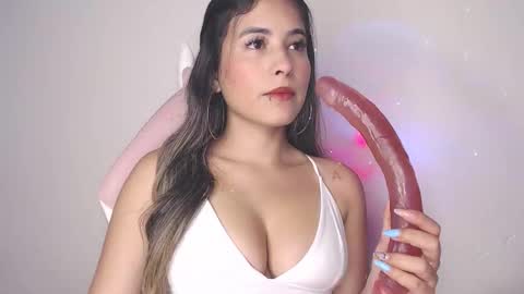 alice_cespedes online show from 10.23.25