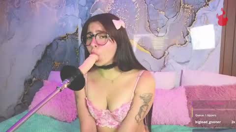 Mey online show from 05.08.26