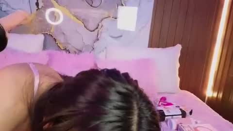 Mey online show from 06.11.26