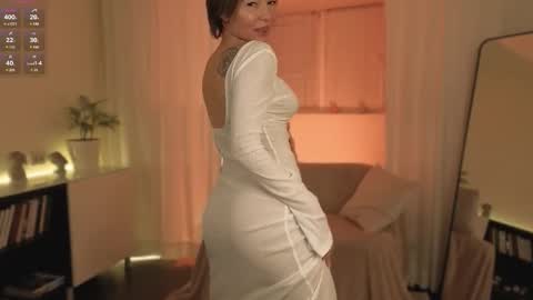 Snapshot of alice_eva chatting on 11.18.25 alice_eva online show from 11.18.25