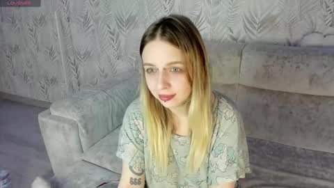 alice_halle online show from 04.12.26