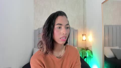    online show from 02.01.25