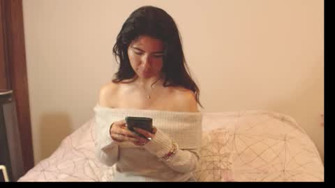 Snapshot of alice_middle01 chatting on 11.11.25 Alice online show from 11.11.25